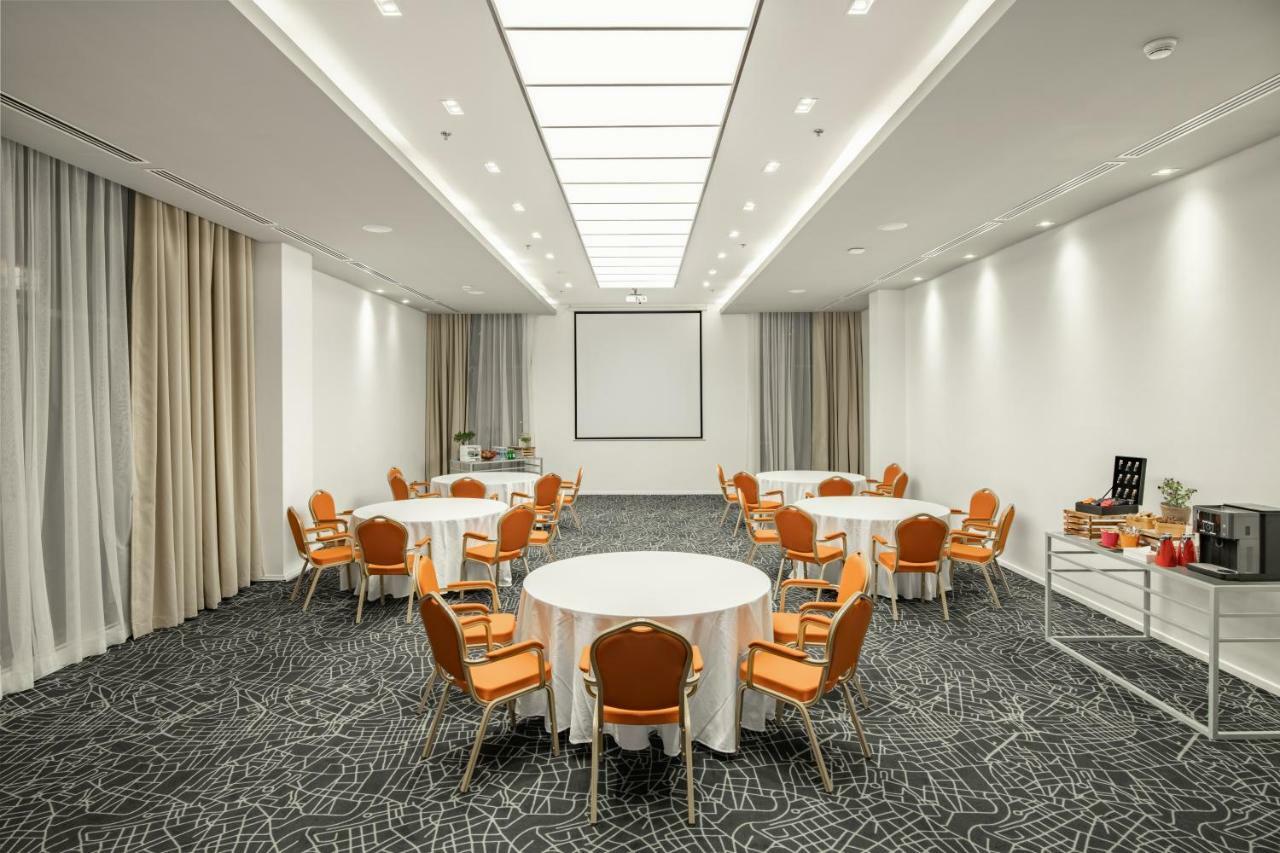 Radisson Hotel & Apartments Dammam Industrial City Exterior photo